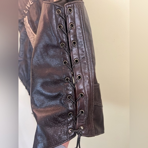 Vance Motorcycle Leather Vest With Eagle Embossing - Picture 4 of 8